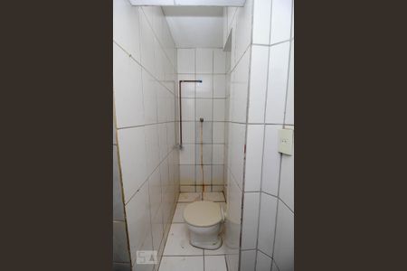 Banheiro de Serviço de apartamento para alugar com 3 quartos, 91m² em Botafogo, Rio de Janeiro