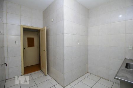 Apartamento para alugar com 91m², 3 quartos e sem vaga Apartamento para alugar com 91m², 3 quartos e sem vagaCozinha