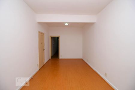 Apartamento para alugar com 91m², 3 quartos e sem vaga Apartamento para alugar com 91m², 3 quartos e sem vagaSala