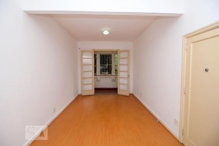 Apartamento para alugar com 91m², 3 quartos e sem vaga Apartamento para alugar com 91m², 3 quartos e sem vagaSala