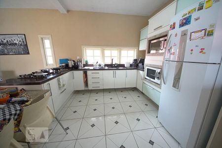 Casa à venda com 450m², 5 quartos e 4 vagasCozinha