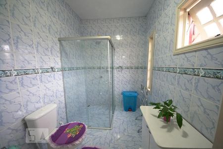 Casa à venda com 450m², 5 quartos e 4 vagasBanheiro 2