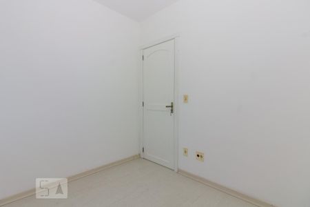 Quarto de apartamento para alugar com 3 quartos, 78m² em Chácara das Pedras, Porto Alegre