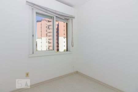 Quarto de apartamento para alugar com 3 quartos, 78m² em Chácara das Pedras, Porto Alegre