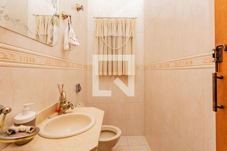 Casa à venda com 358m², 4 quartos e 5 vagasLavabo 2