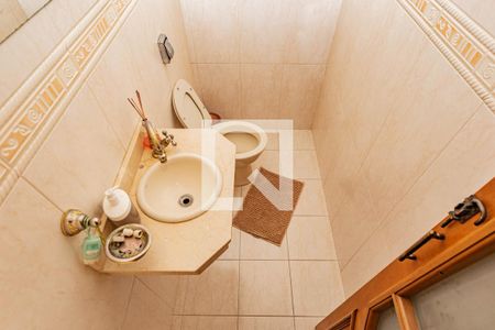 Casa à venda com 358m², 4 quartos e 5 vagasLavabo 2