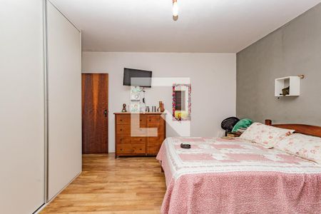 Casa à venda com 358m², 4 quartos e 5 vagasSuíte 1