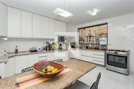 Casa à venda com 358m², 4 quartos e 5 vagasCozinha