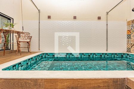 Casa à venda com 358m², 4 quartos e 5 vagasPiscina