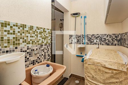 Casa à venda com 358m², 4 quartos e 5 vagasÁrea de Serviço