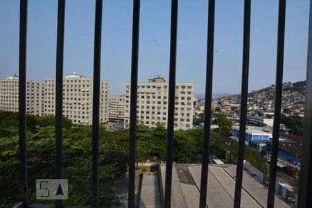 Vista da Sala de apartamento para alugar com 3 quartos, 115m² em Olaria, Rio de Janeiro