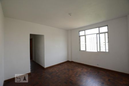Sala de apartamento para alugar com 3 quartos, 115m² em Olaria, Rio de Janeiro