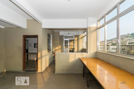 Apartamento para alugar com 115m², 3 quartos e 2 vagas