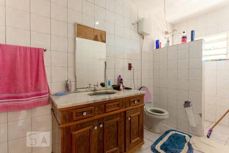 Casa à venda com 300m², 3 quartos e 2 vagasBanheiro