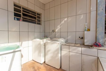 Casa à venda com 300m², 3 quartos e 2 vagasÁrea de Serviço