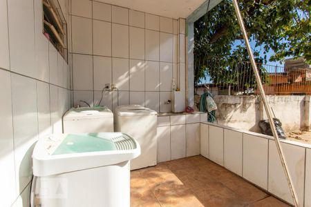 Casa à venda com 300m², 3 quartos e 2 vagasÁrea de Serviço