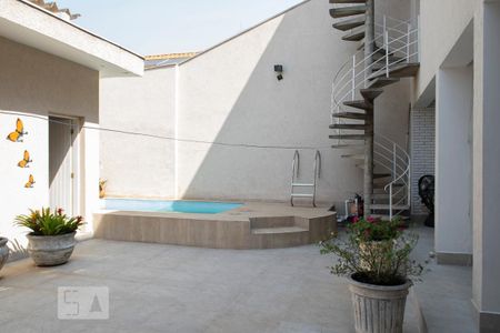 Casa à venda com 347m², 3 quartos e 6 vagasQUINTAL