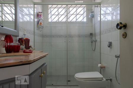 Casa à venda com 347m², 3 quartos e 6 vagasBANHEIRO