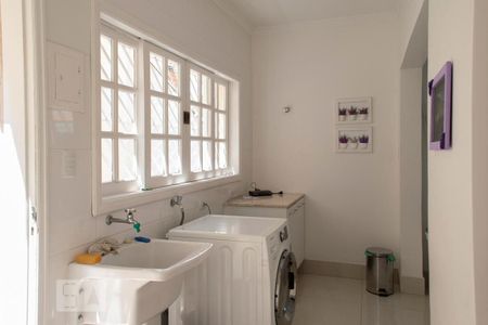 Casa à venda com 347m², 3 quartos e 6 vagasÁREA DE SERVIÇO