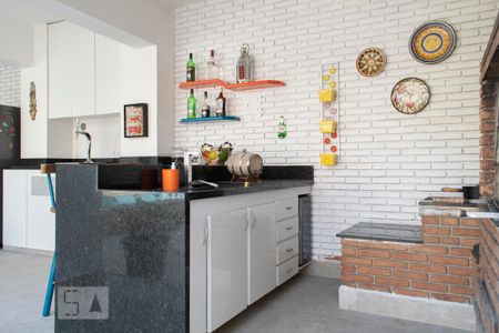 Casa à venda com 347m², 3 quartos e 6 vagasQUINTAL