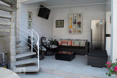 Casa à venda com 347m², 3 quartos e 6 vagasQUINTAL