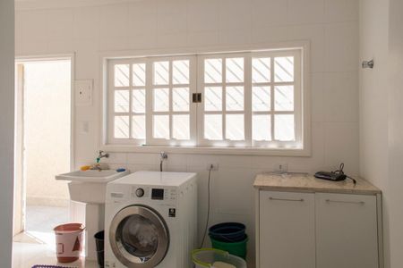 Casa à venda com 347m², 3 quartos e 6 vagasÁREA DE SERVIÇO