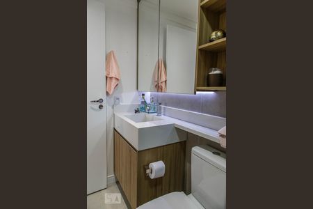 Apartamento para alugar com 57m², 2 quartos e 1 vagaBanheiro Suíte