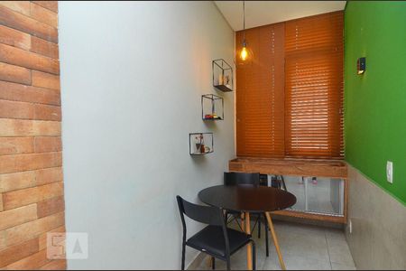 Sala de apartamento para alugar com 2 quartos, 50m² em Copacabana, Rio de Janeiro
