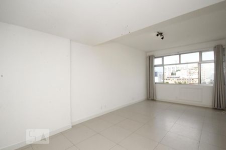 Apartamento para alugar com 76m², 2 quartos e 1 vagaSala