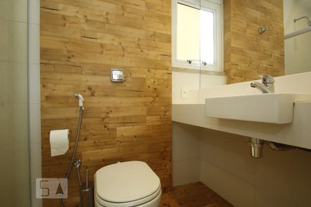 Apartamento para alugar com 76m², 2 quartos e 1 vagaBanheiro da Suíte