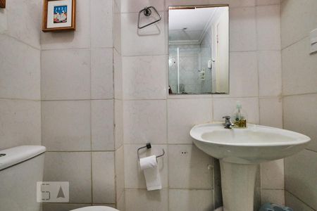 Apartamento à venda com 100m², 3 quartos e 1 vaga Apartamento à venda com 100m², 3 quartos e 1 vagaBanheiro