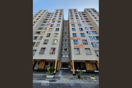 Apartamento à venda com 100m², 3 quartos e 1 vaga Apartamento à venda com 100m², 3 quartos e 1 vagaFachada