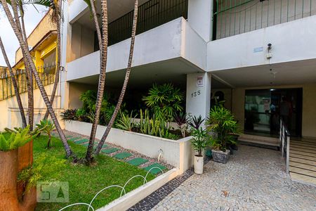 Apartamento à venda com 60m², 2 quartos e 1 vagaHall de Entrada