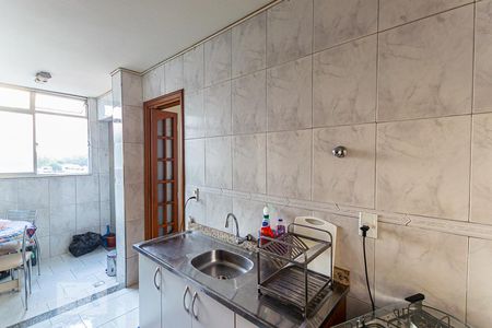 Apartamento à venda com 60m², 2 quartos e 1 vagaCozinha 