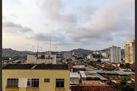Vista da Sala de apartamento à venda com 2 quartos, 60m² em Fonseca, Niterói