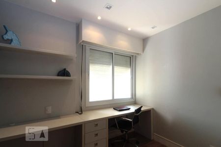 Apartamento para alugar com 100m², 2 quartos e 1 vaga Apartamento para alugar com 100m², 2 quartos e 1 vagaQuarto1