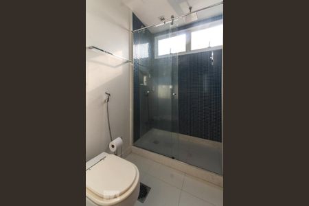 Apartamento para alugar com 100m², 2 quartos e 1 vaga Apartamento para alugar com 100m², 2 quartos e 1 vagaBanheiro