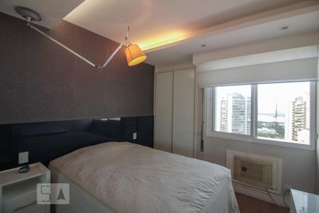 Apartamento para alugar com 100m², 2 quartos e 1 vaga Apartamento para alugar com 100m², 2 quartos e 1 vagaSuite