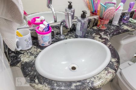 Apartamento à venda com 78m², 3 quartos e 2 vagasBanheiro