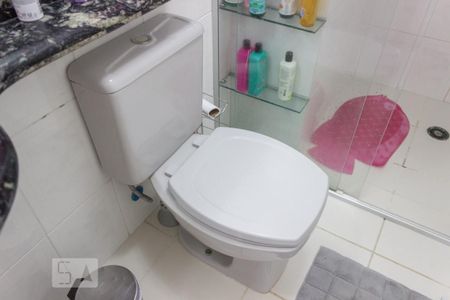 Apartamento à venda com 78m², 3 quartos e 2 vagasBanheiro