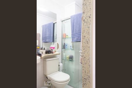 Apartamento à venda com 78m², 3 quartos e 2 vagasBanheiro da suíte