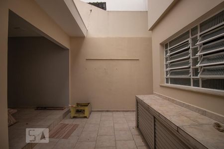 Casa à venda com 170m², 3 quartos e 2 vagas Casa à venda com 170m², 3 quartos e 2 vagasQuintal