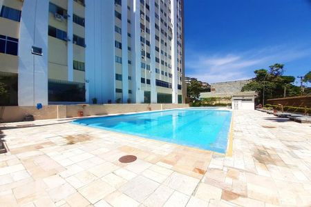 Apartamento à venda com 49m², 2 quartos e 1 vaga Apartamento à venda com 49m², 2 quartos e 1 vagaÁrea comum - Piscina
