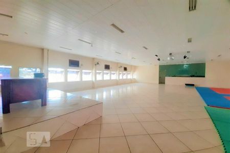 Apartamento à venda com 49m², 2 quartos e 1 vaga Apartamento à venda com 49m², 2 quartos e 1 vagaÁrea comum - Salão de festas