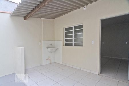 Casa de condomínio para alugar com 80m², 1 quarto e sem vagaÁrea de Serviço
