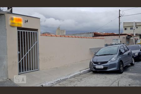 Casa de condomínio para alugar com 80m², 1 quarto e sem vagaFachada