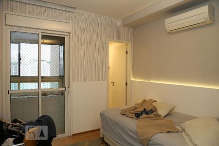 Apartamento à venda com 280m², 2 quartos e 4 vagasSuíte 1