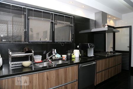 Apartamento à venda com 280m², 2 quartos e 4 vagasCozinha