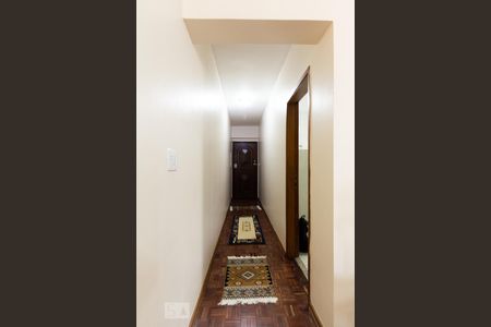 Corredor de apartamento à venda com 3 quartos, 106m² em Itaim Bibi, São Paulo