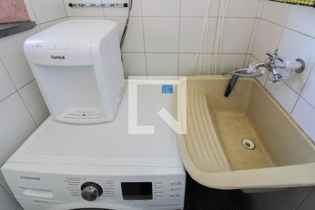 Apartamento à venda com 80m², 3 quartos e 1 vagaÁrea de Serviço